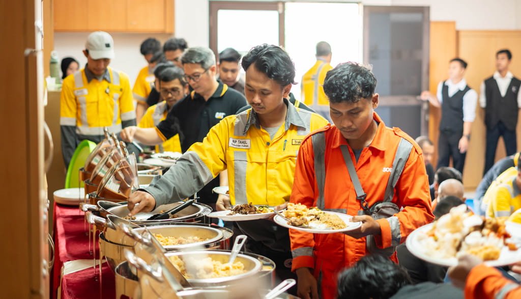 kencana catering juga menyediakan catering untuk perusahaan atau biasa disebut catering corporate untuk perusahaaan maupun instansi di seluruh wilkayah batam