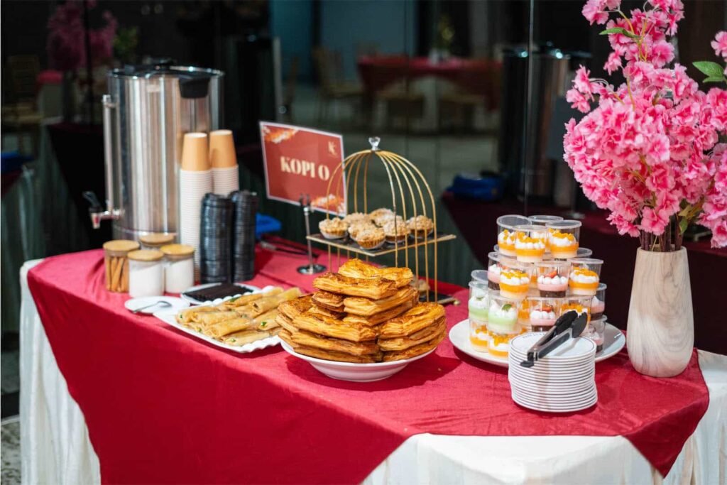 catering snack corner jajanan pasar atau catering food stall